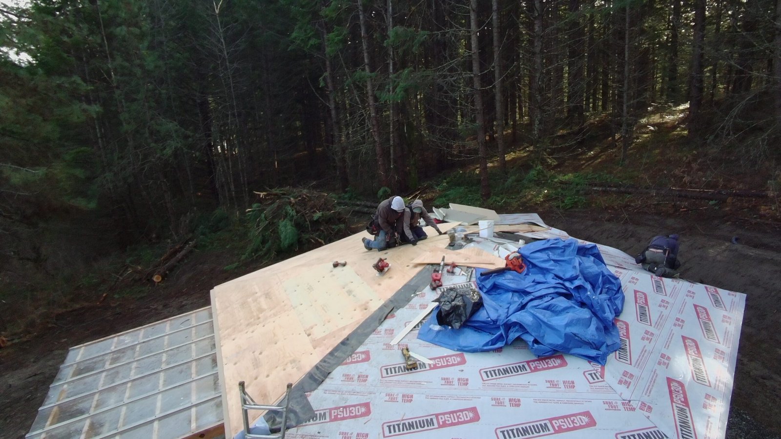 AR Roofing crew on a job site in Oregon